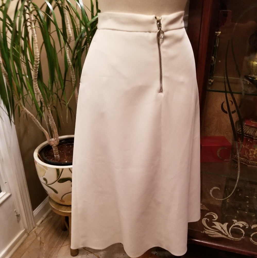 New zara woman  Skirt